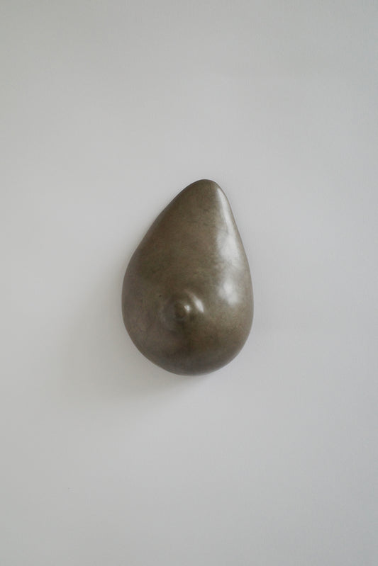 004 | Uncovered, patinated silver